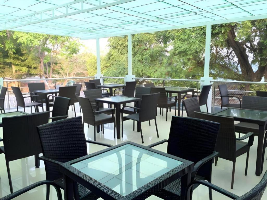 Sea Breeze Resort Koh Samet Esterno foto